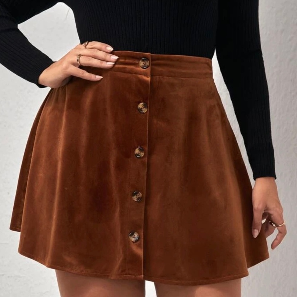 Button front velvet skirt